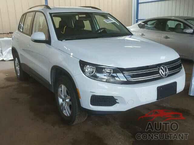 VOLKSWAGEN TIGUAN 2016 - WVGAV7AX1GW583921