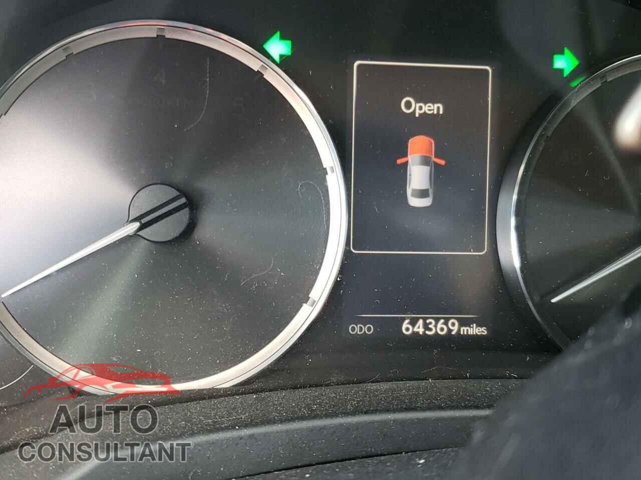 LEXUS IS 2017 - JTHBA1D29H5040324