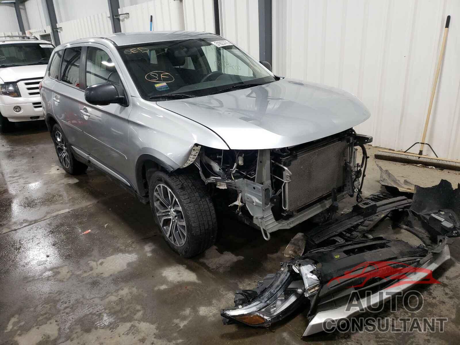 MITSUBISHI OUTLANDER 2018 - JA4AZ3A33JJ000987