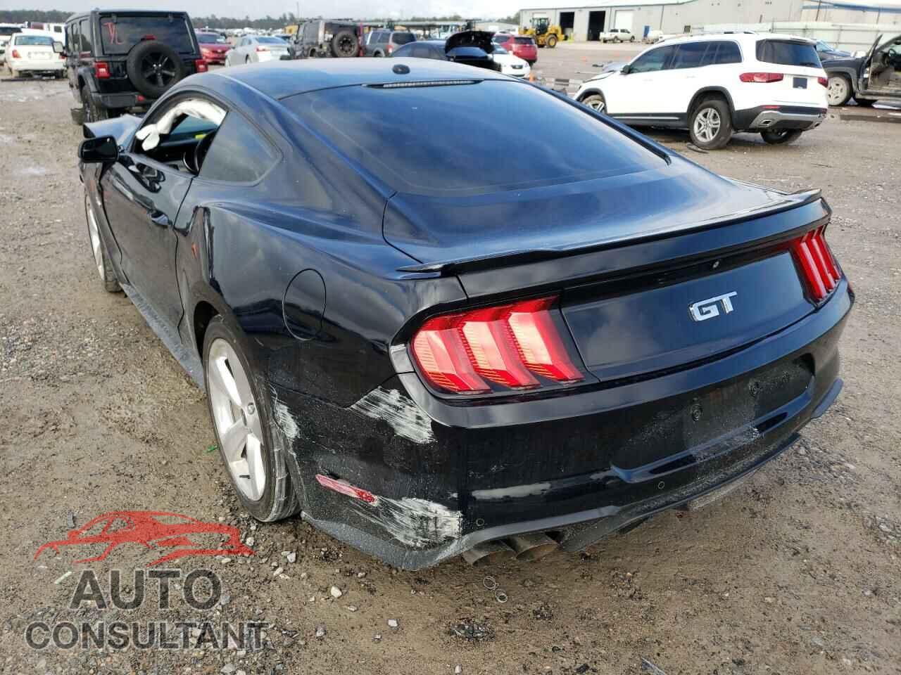FORD MUSTANG 2018 - 1FA6P8CF5J5117085