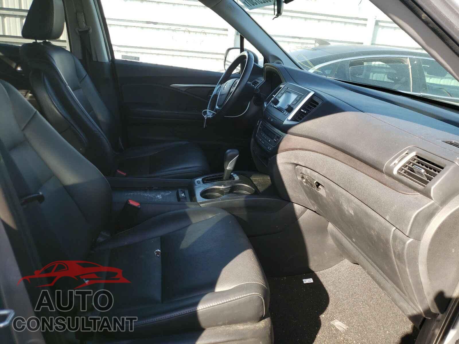 HONDA RIDGELINE 2018 - 5FPYK2F50JB001977