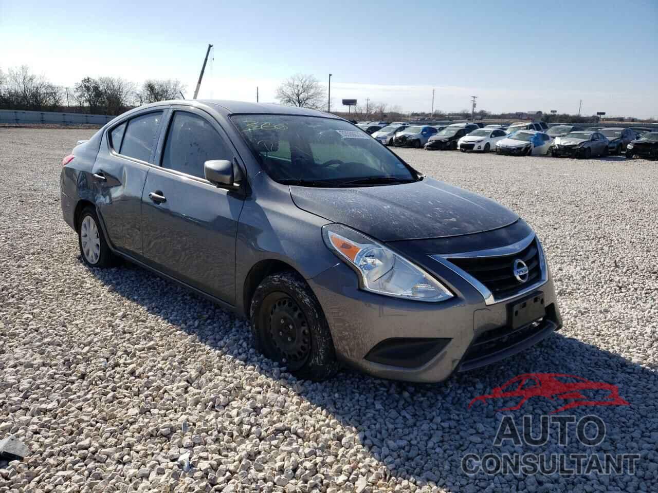 NISSAN VERSA 2018 - 3N1CN7AP5JL817751