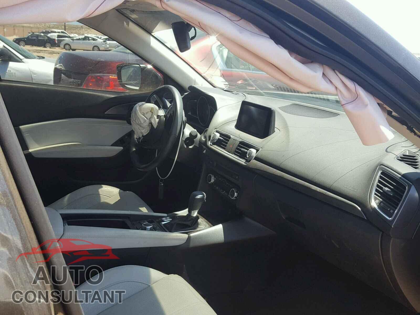 MAZDA 3 2017 - JM1BN1W35H1125048