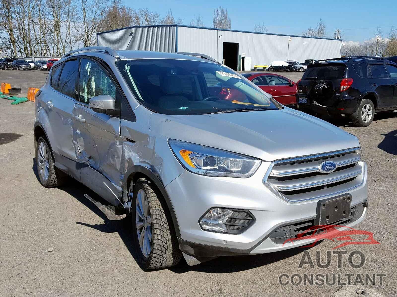 FORD ESCAPE 2017 - 1HGCV1F15KA108200