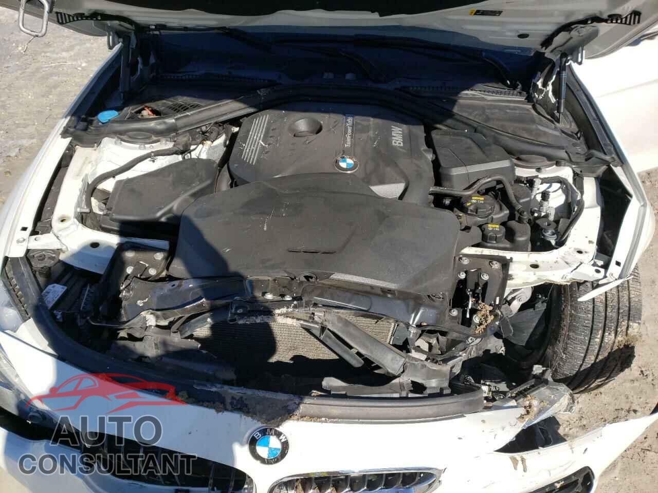 BMW 3 SERIES 2017 - WBA8B9G55HNU51472