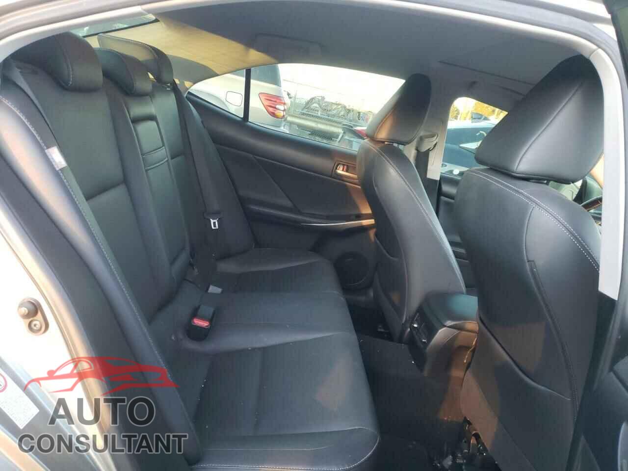 LEXUS IS 2017 - JTHCM1D25H5015707