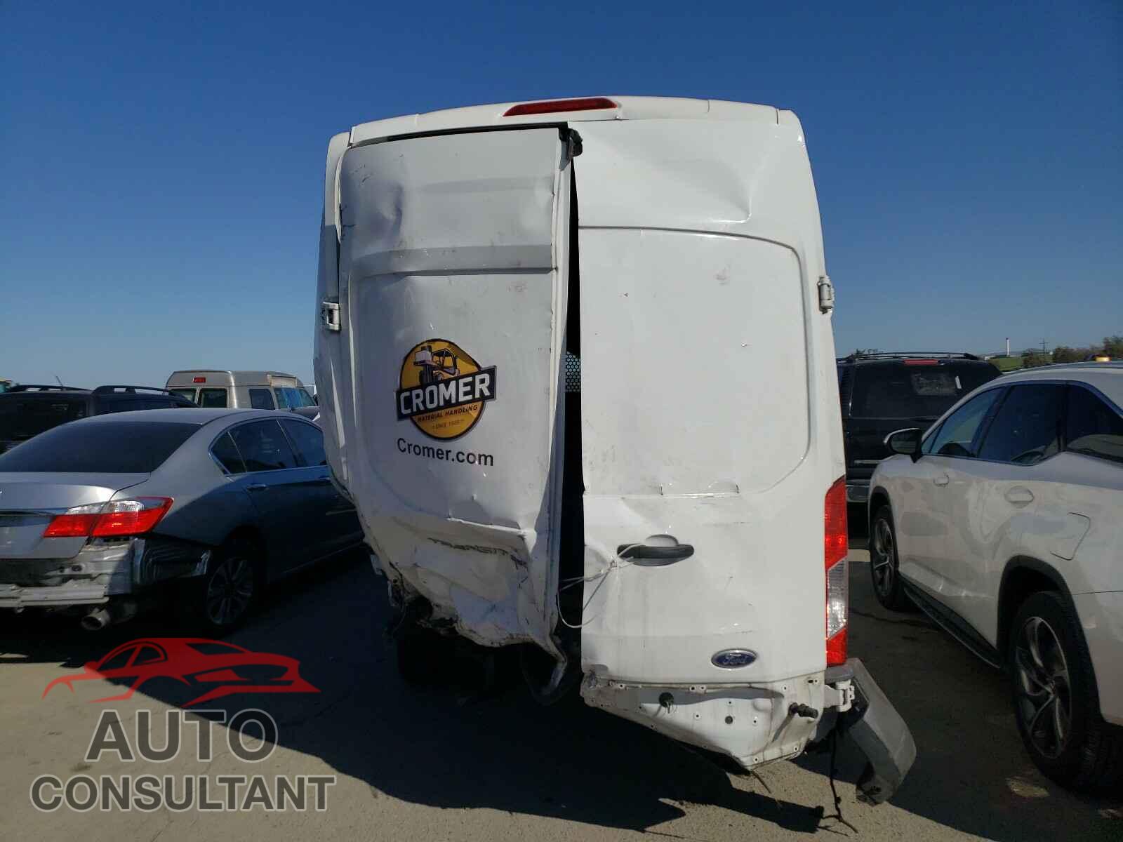 FORD TRANSIT CO 2017 - 1FTYR3XM9HKA72902