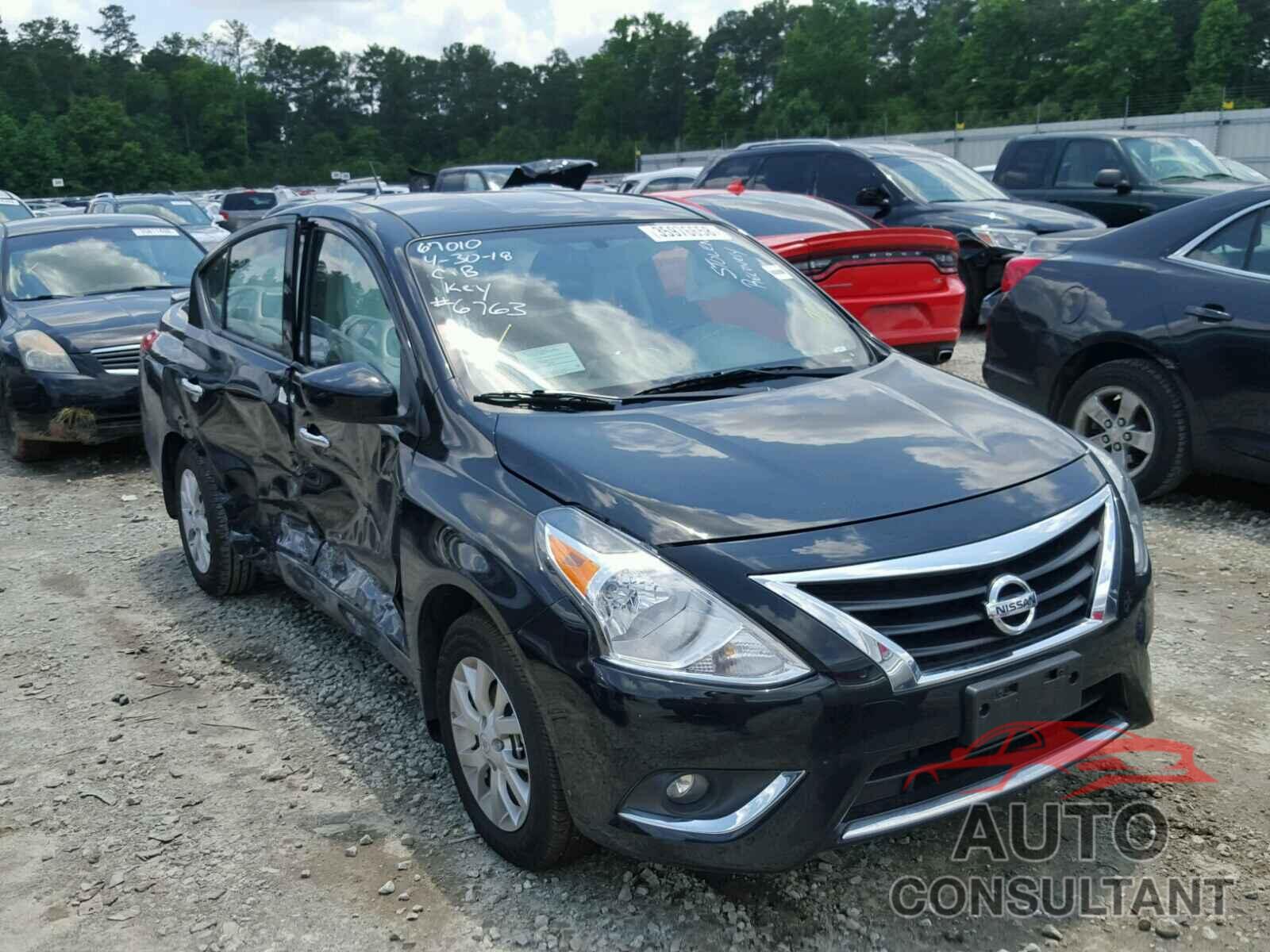 NISSAN VERSA 2018 - 3N1CN7AP1JL806763
