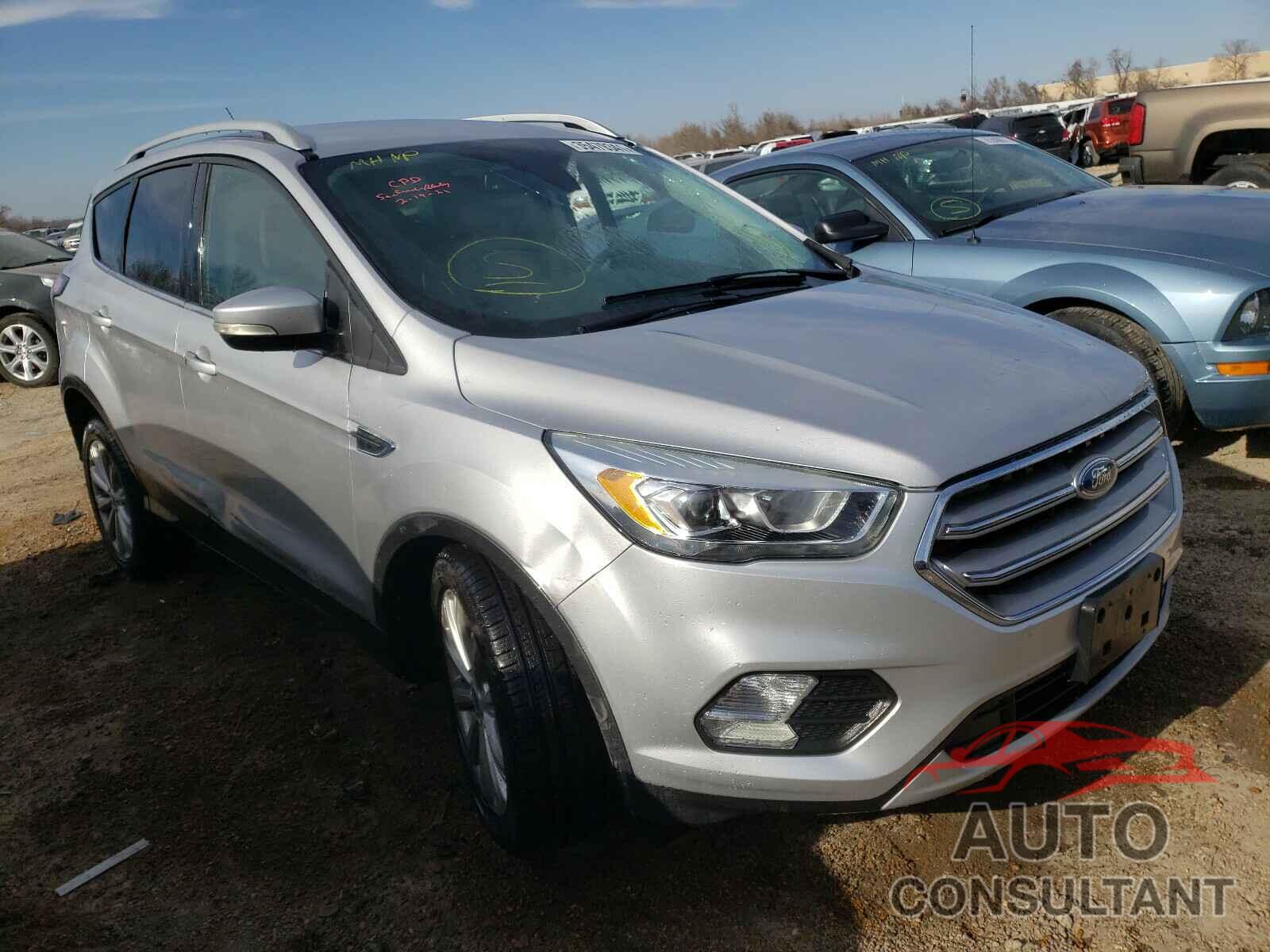 FORD ESCAPE 2017 - 1FMCU9J90HUB46532