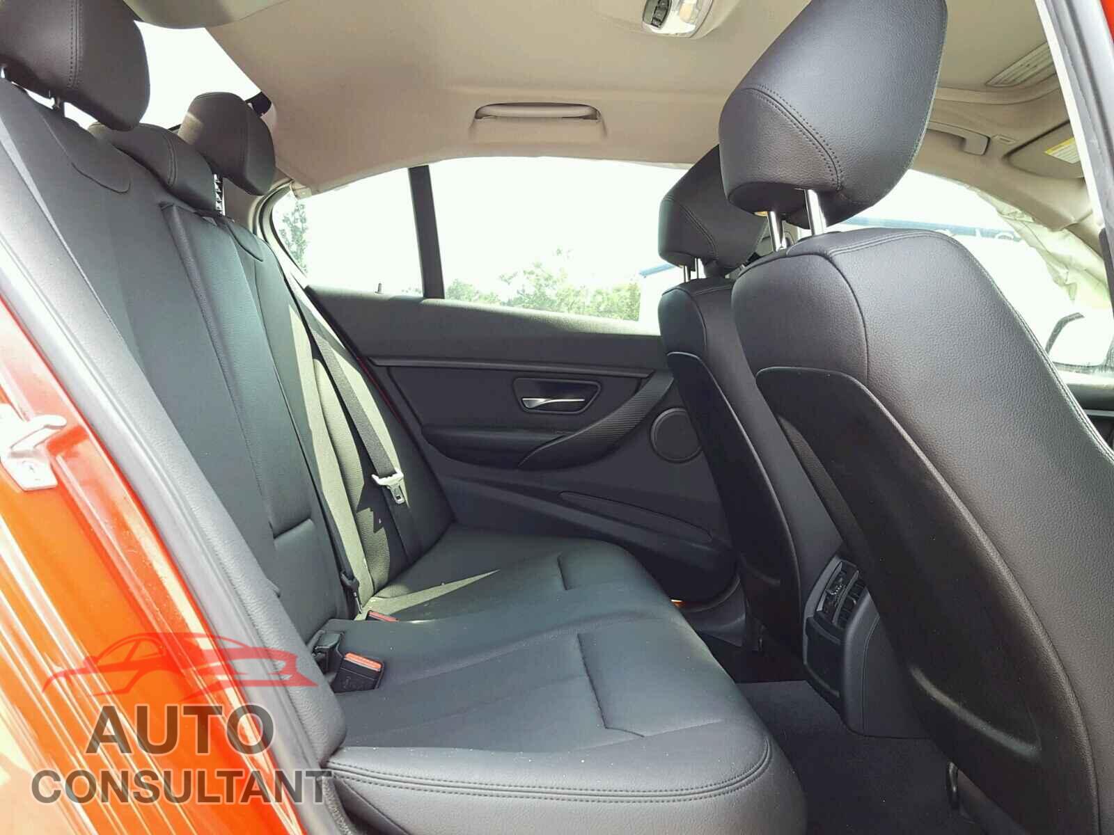 BMW 3 SERIES 2016 - WBA8E1G5XGNT36731