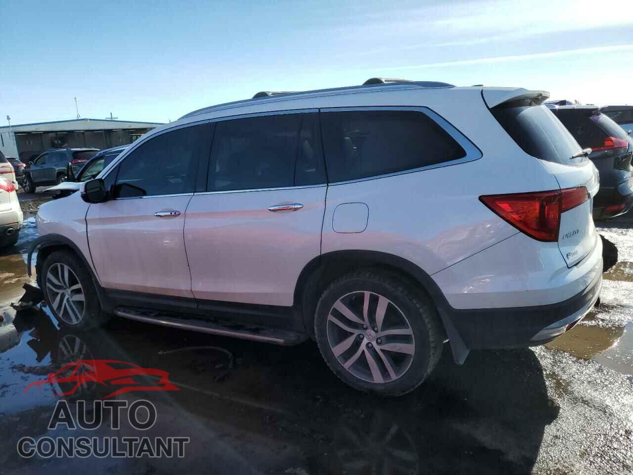 HONDA PILOT 2017 - 5FNYF6H06HB040380