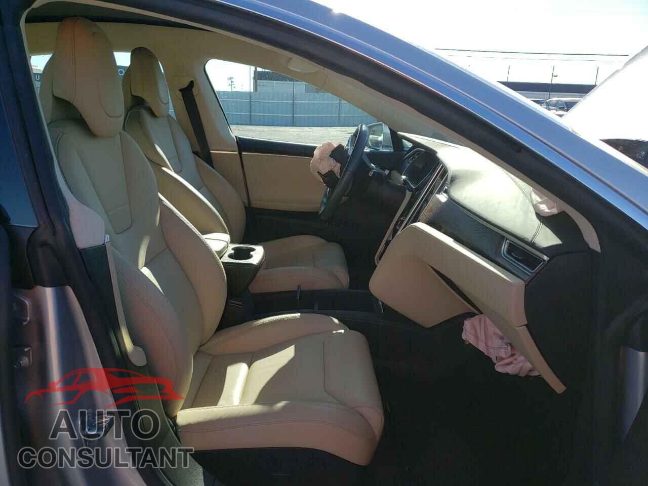 TESLA MODEL S 2017 - 5YJSA1E10HF209782