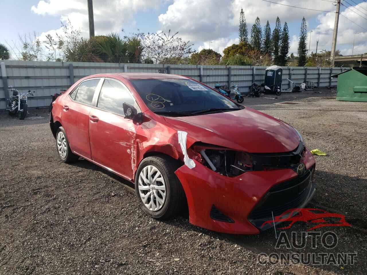 TOYOTA COROLLA 2018 - 5YFBURHE1JP757692