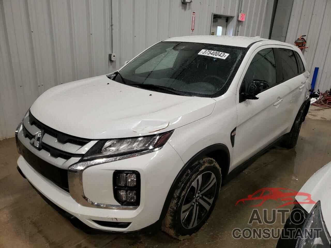 MITSUBISHI OUTLANDER 2021 - JA4ARUAU8MU005569
