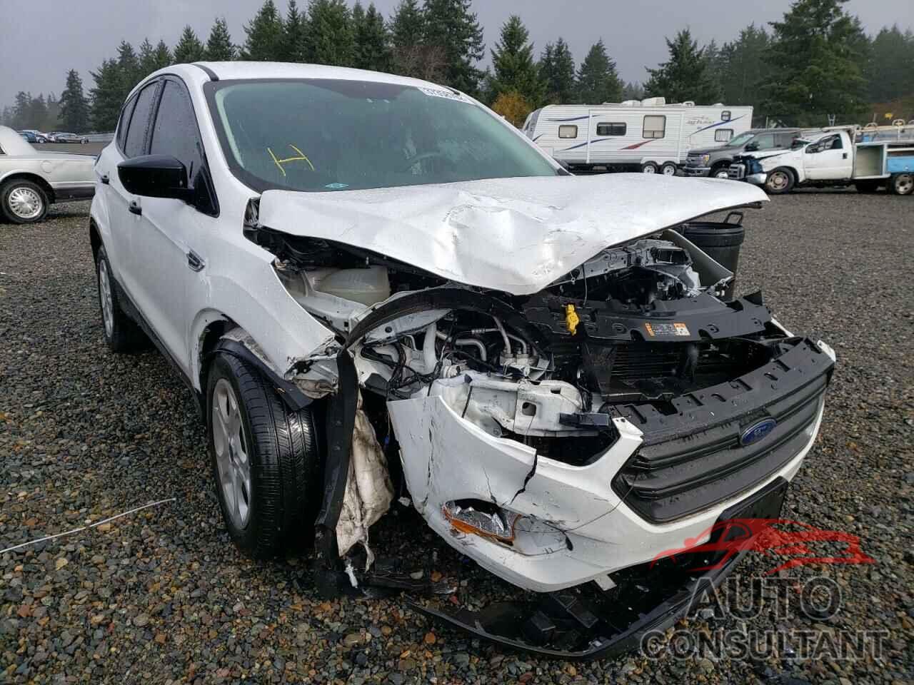 FORD ESCAPE 2018 - 1FMCU0F75JUA37315