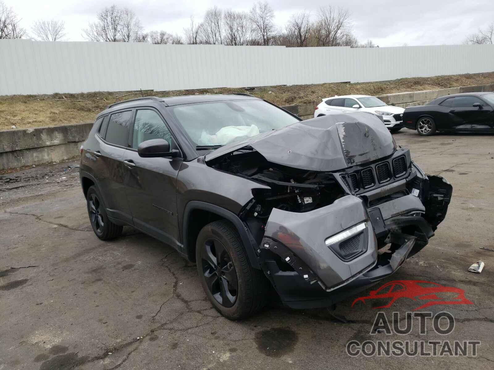 JEEP COMPASS 2018 - 3C4NJDBB3JT397751