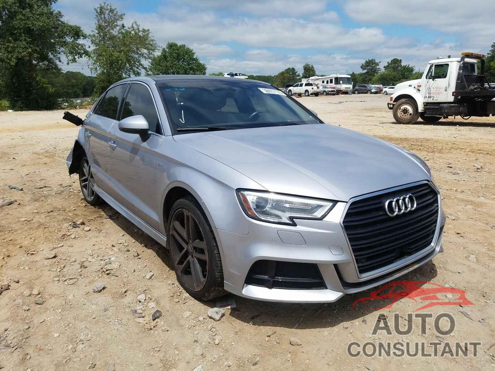 AUDI A3 2017 - WAUGUGFF3H1031057