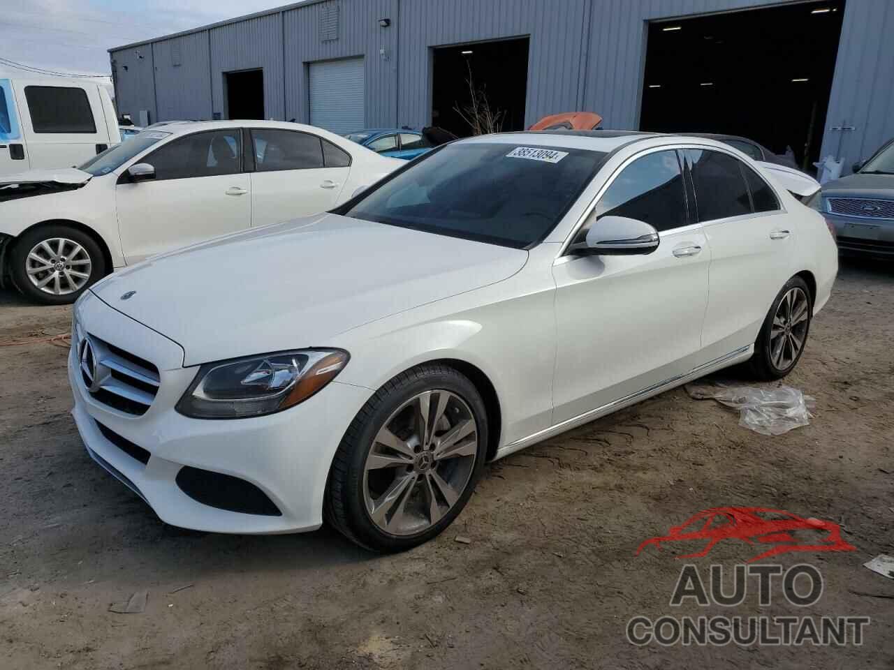 MERCEDES-BENZ C-CLASS 2018 - 55SWF4JB7JU241815