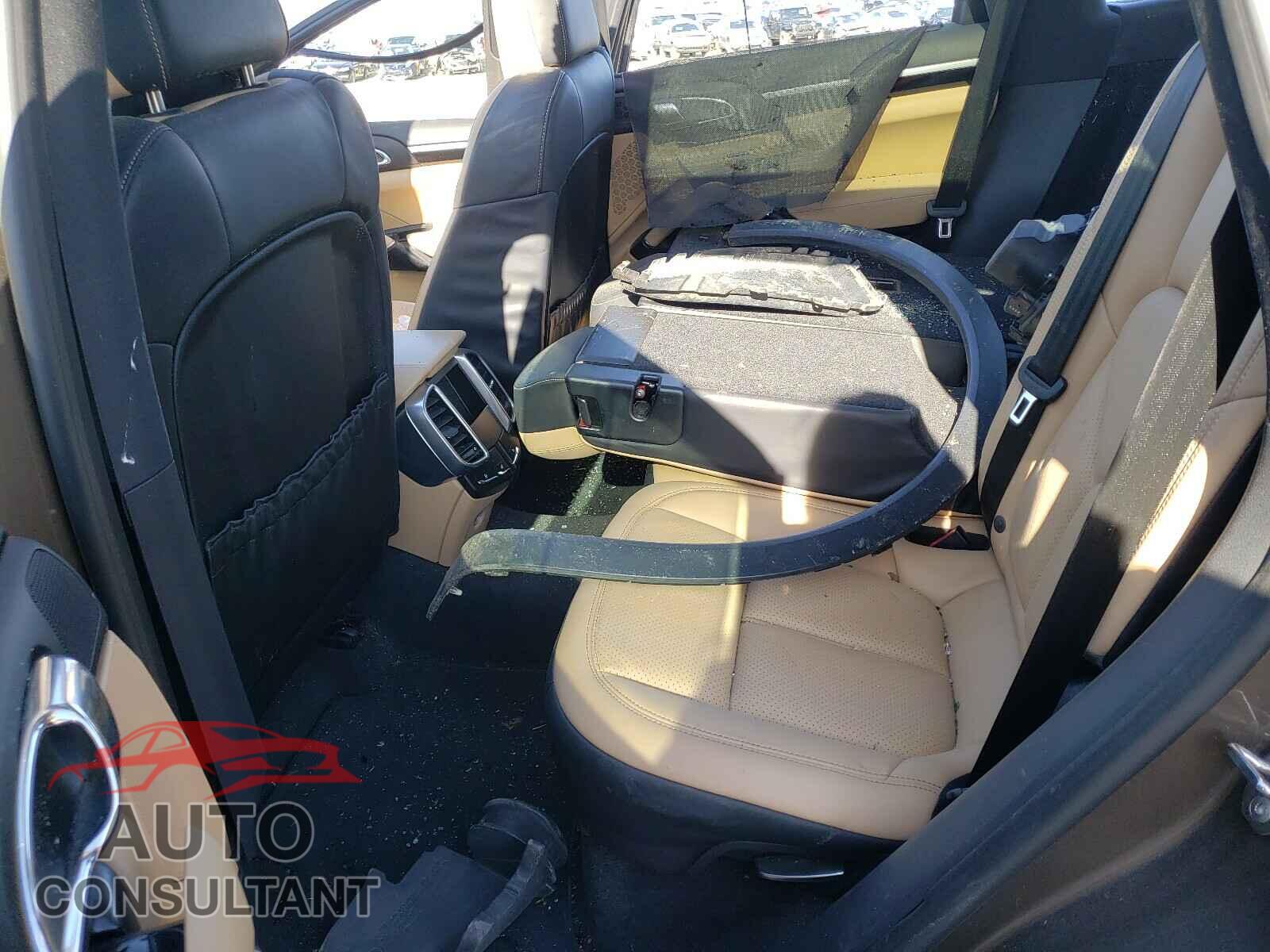 PORSCHE CAYENNE 2016 - WP1AA2A22GLA10274