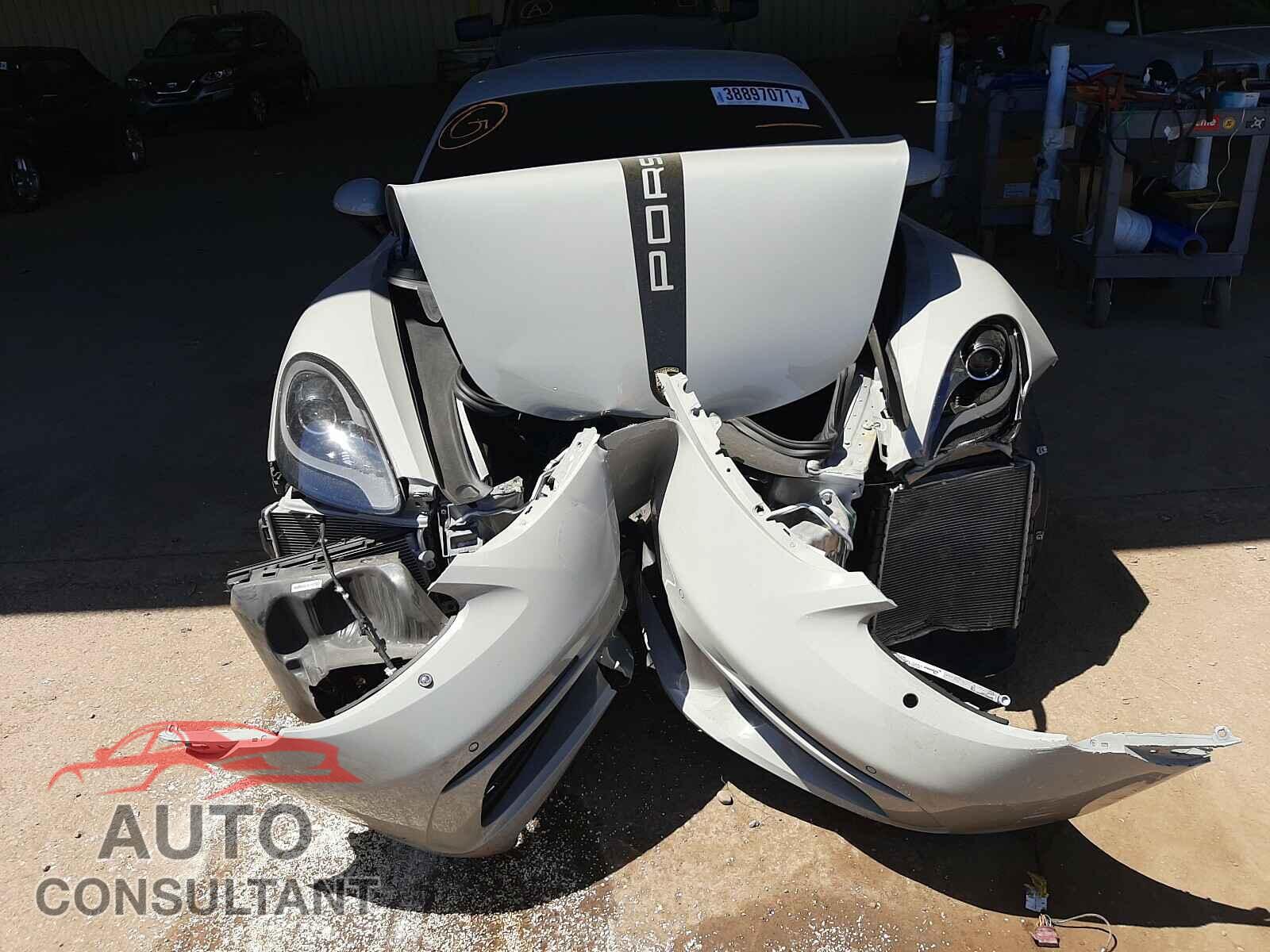 PORSCHE CAYMAN 2018 - WP0AA2A84JS260196