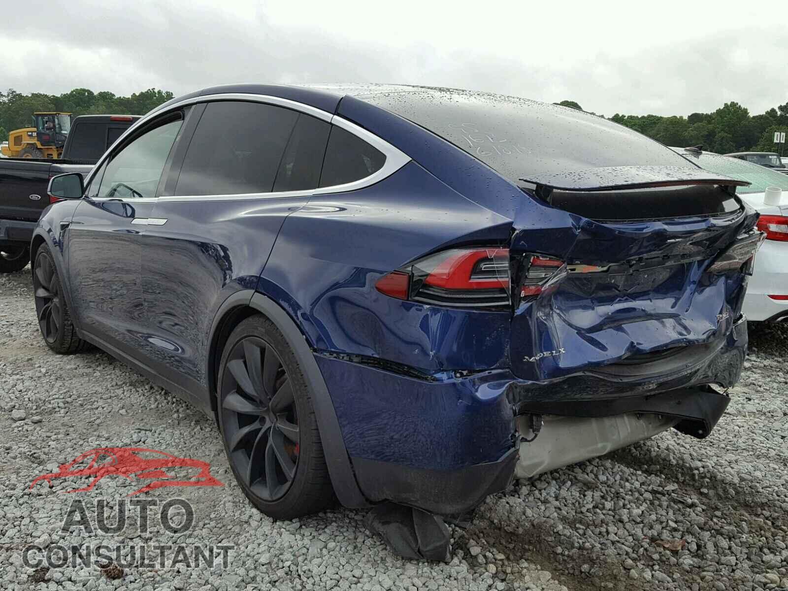 TESLA MODEL X 2017 - 5YJXCAE47HF061673