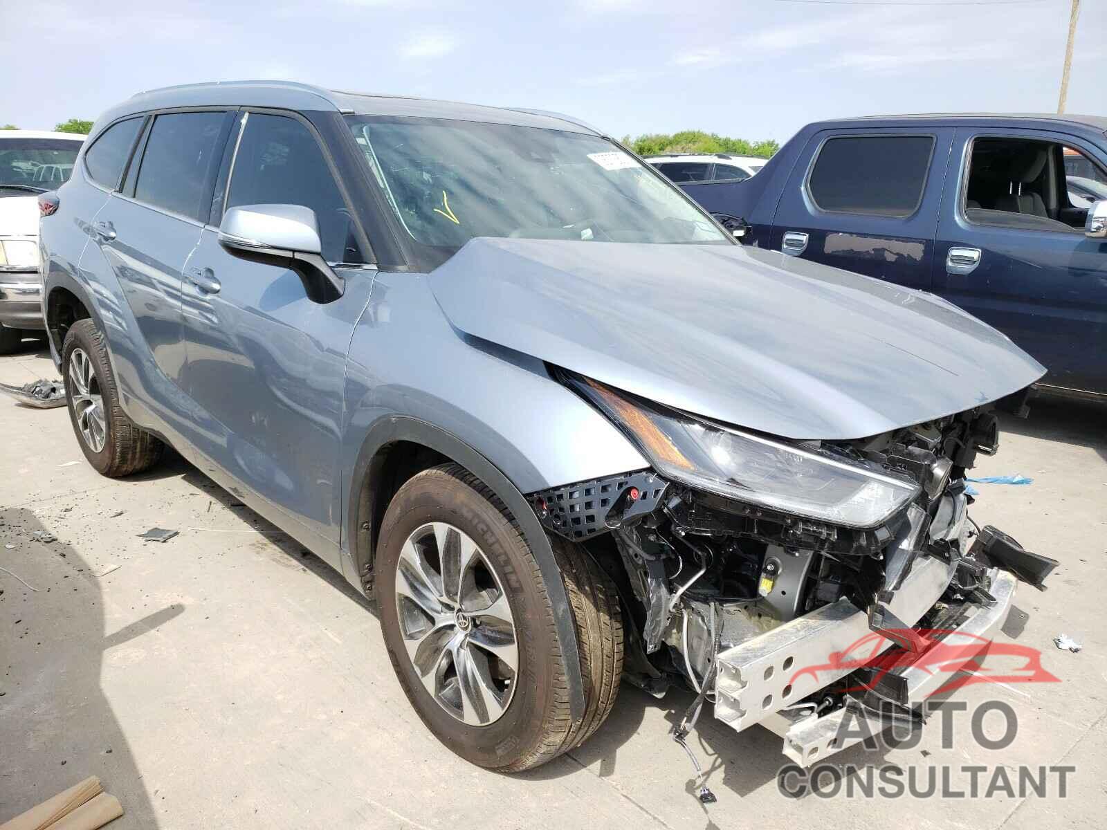 TOYOTA HIGHLANDER 2021 - 5TDGZRAH7MS033044