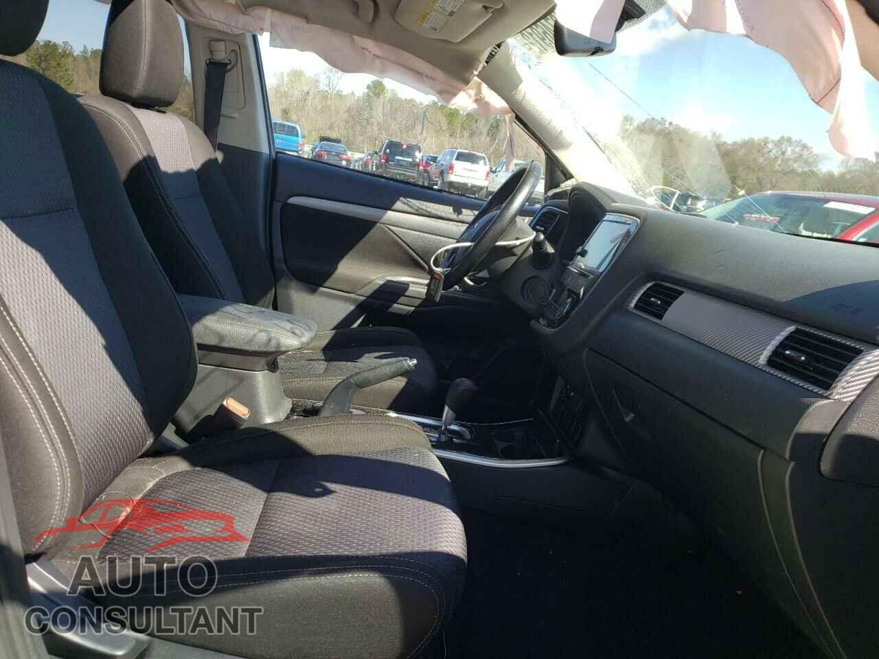 MITSUBISHI OUTLANDER 2017 - JA4AD3A30HZ016302
