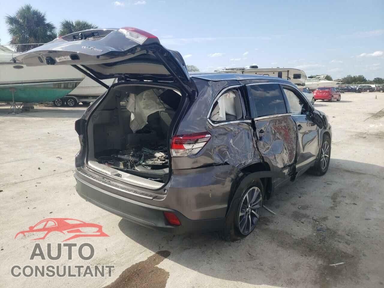 TOYOTA HIGHLANDER 2017 - 5TDJZRFH2HS458093