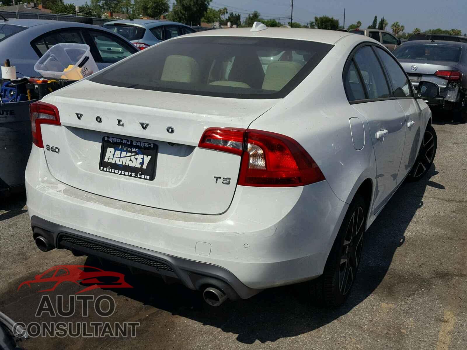 VOLVO S60 2017 - YV126MFL5H2425143
