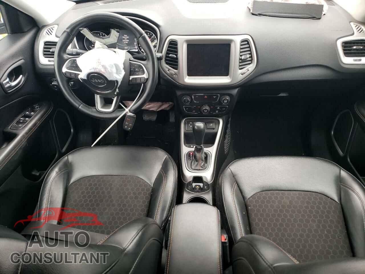 JEEP COMPASS 2020 - 3C4NJCBB4LT257558