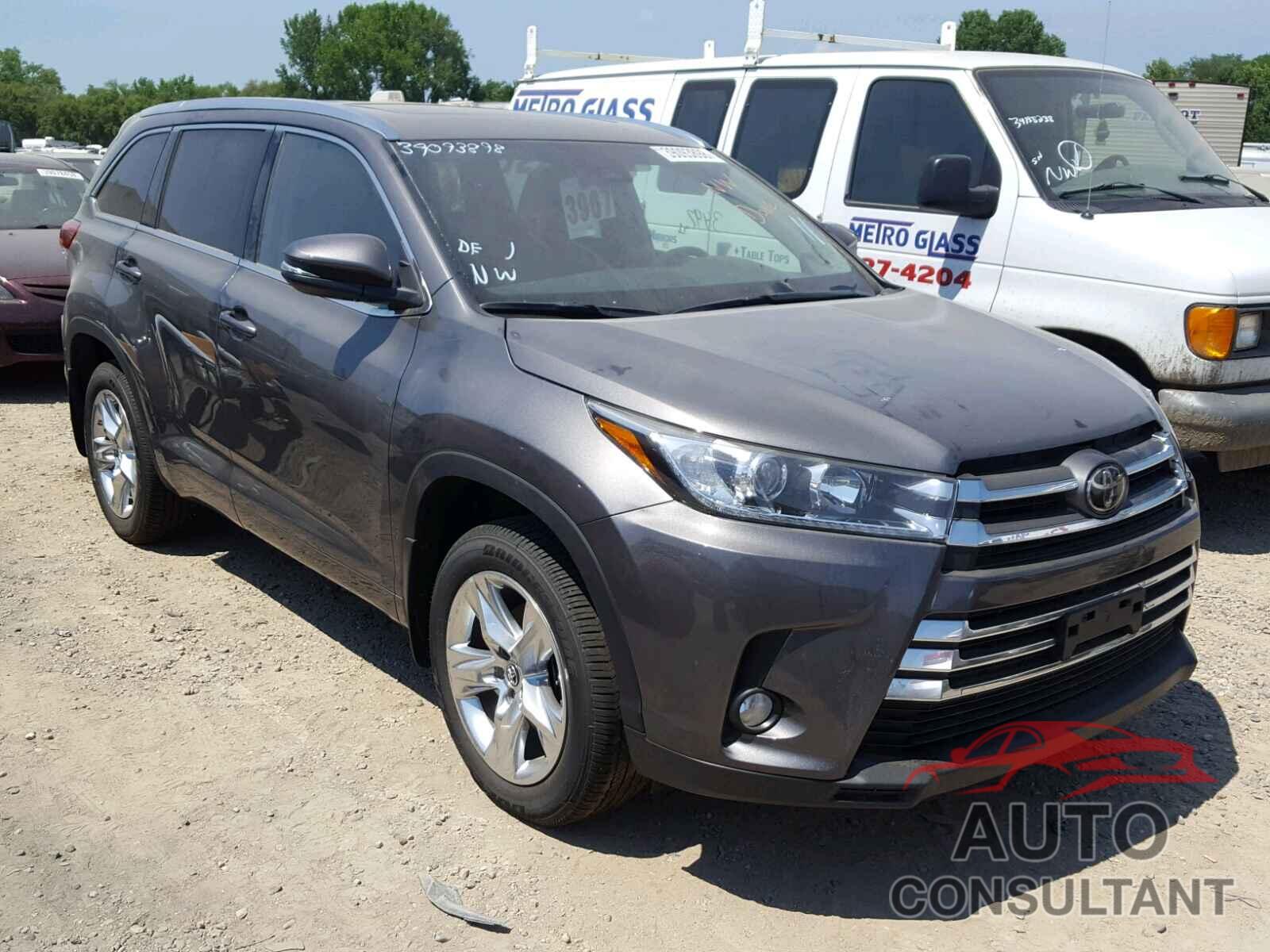 TOYOTA HIGHLANDER 2018 - 5TDDZRFH2JS838943