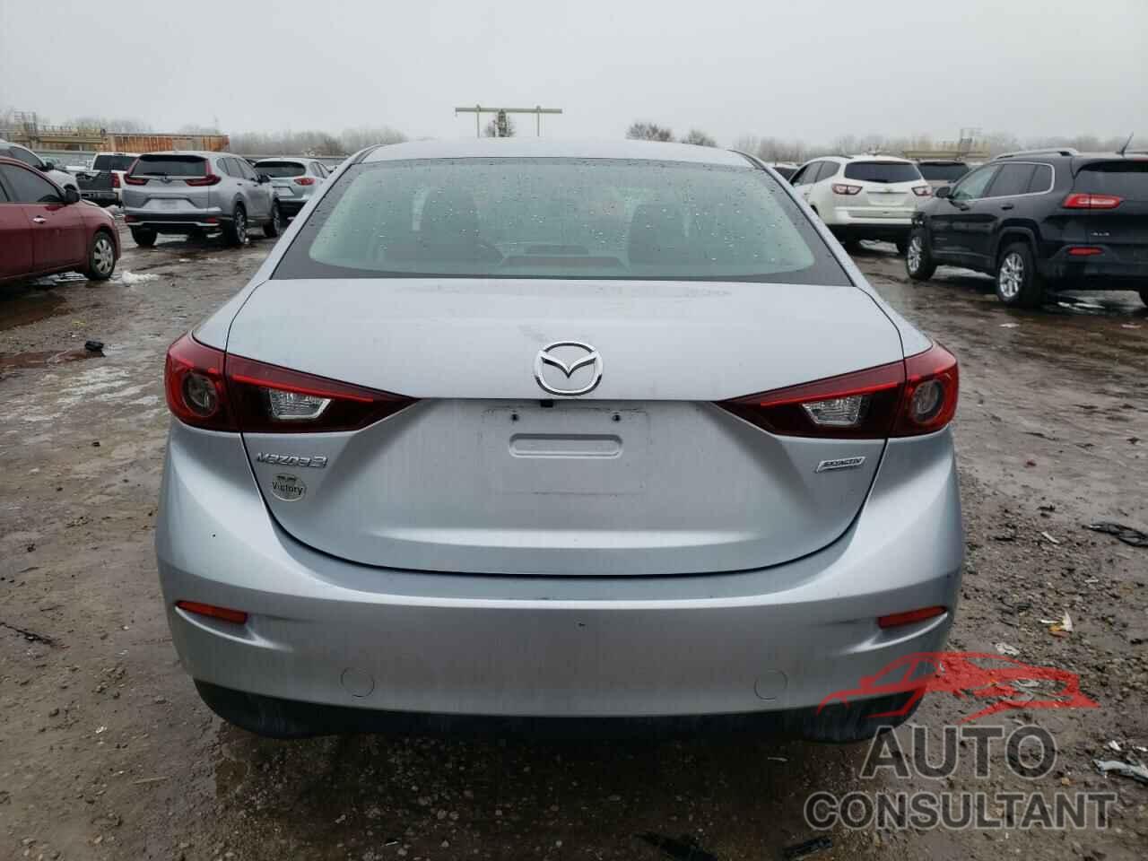 MAZDA 3 2017 - 3MZBN1U74HM123748