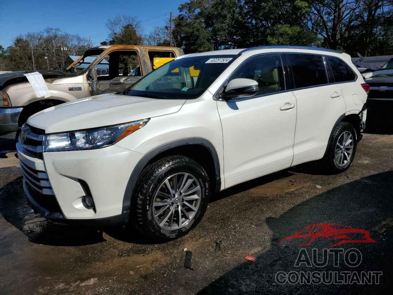 TOYOTA HIGHLANDER 2018 - 5TDKZRFH8JS271709