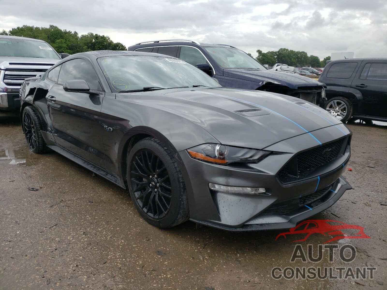FORD MUSTANG 2018 - 1FA6P8CF8J5162165