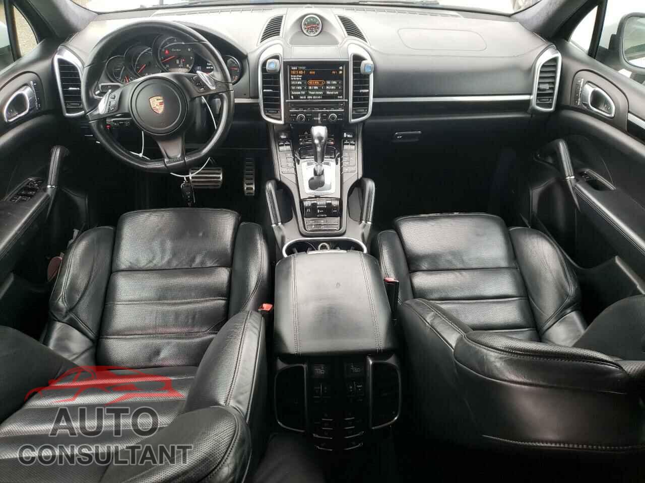 PORSCHE CAYENNE 2013 - WP1AC2A21DLA92102