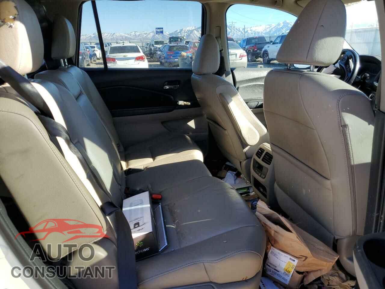 HONDA PILOT 2016 - 5FNYF5H59GB021858