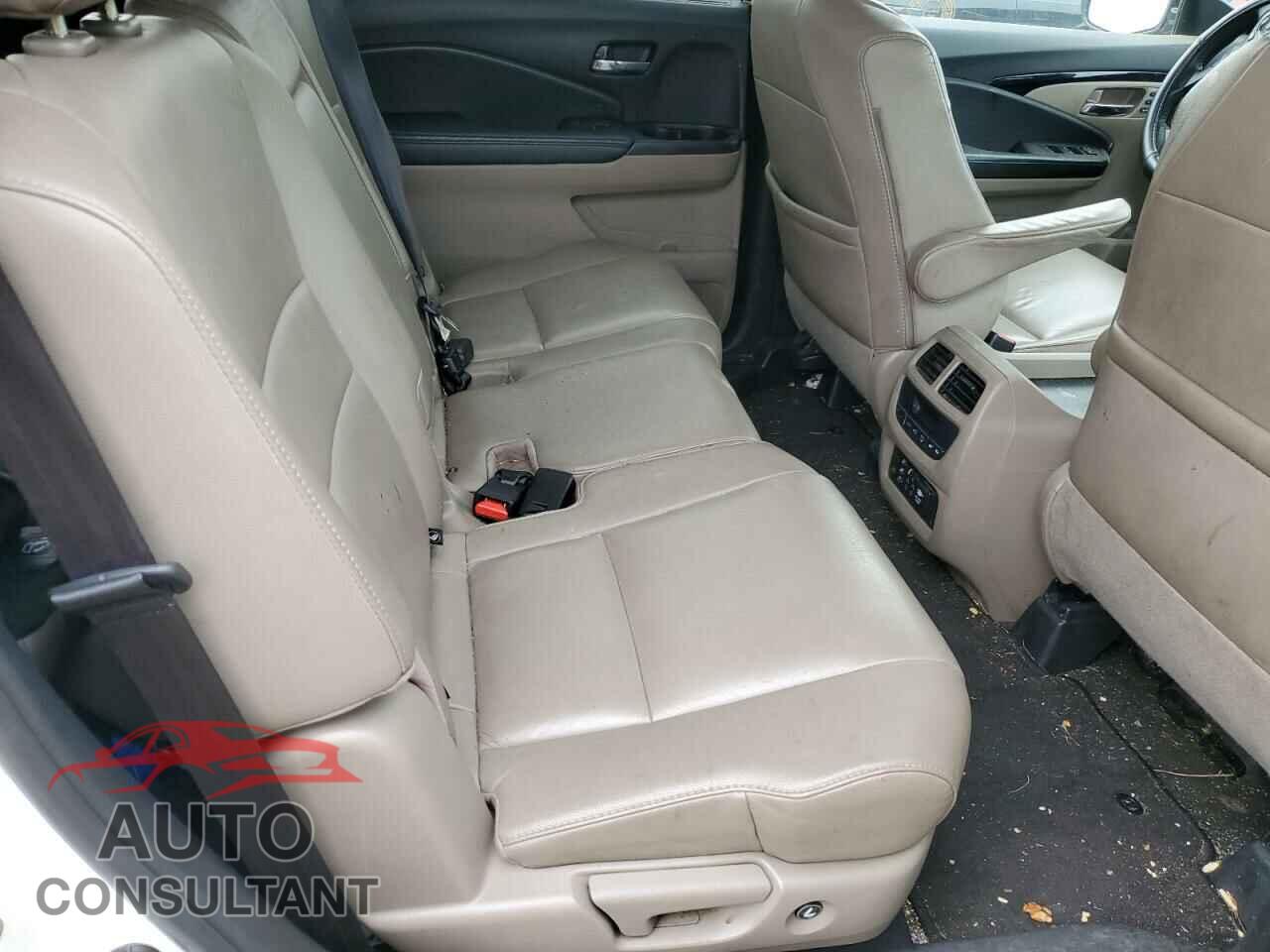 HONDA PILOT 2017 - 5FNYF5H95HB025149
