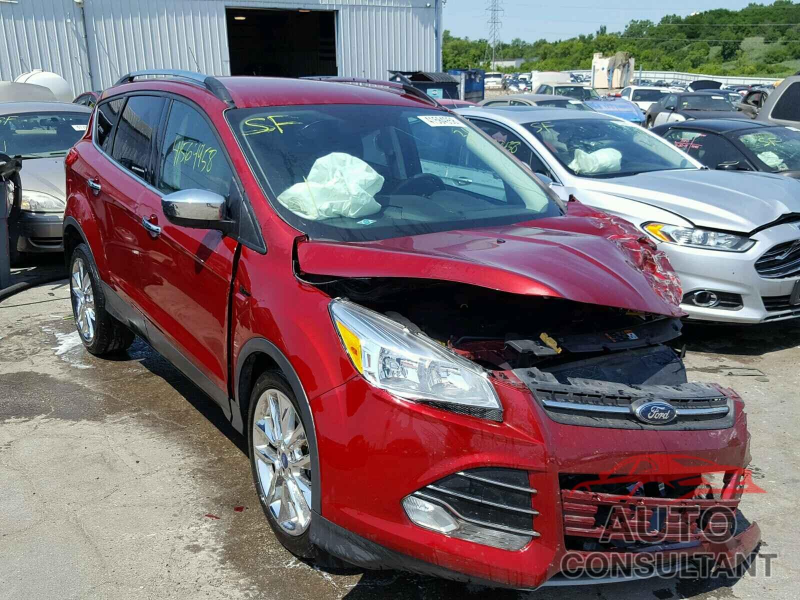 FORD ESCAPE 2015 - 1FMCU9G92FUB90424