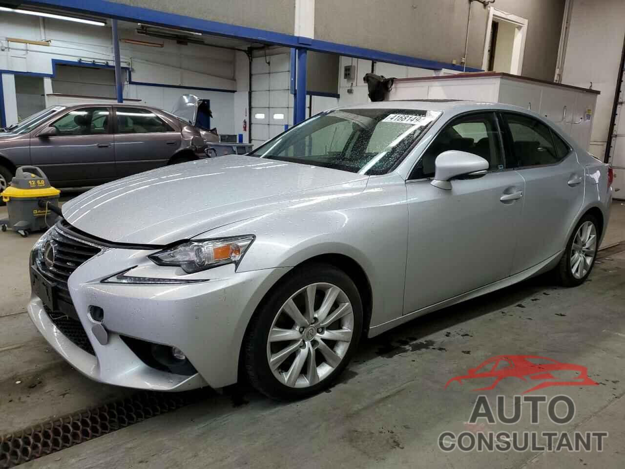 LEXUS IS 2016 - JTHBA1D20G5012684