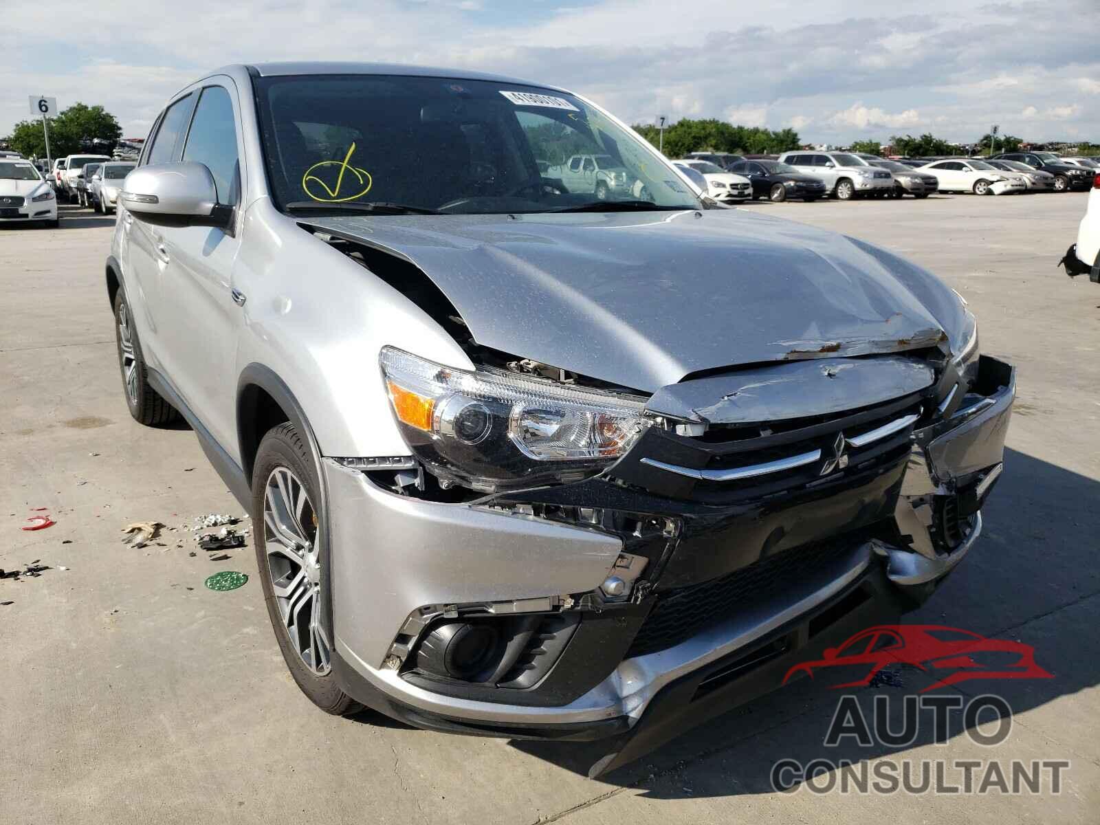 MITSUBISHI OUTLANDER 2018 - JA4AP3AU8JU018219
