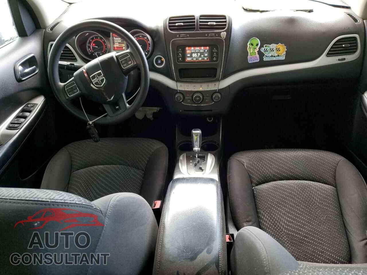 DODGE JOURNEY 2015 - 3C4PDDBG6FT557950