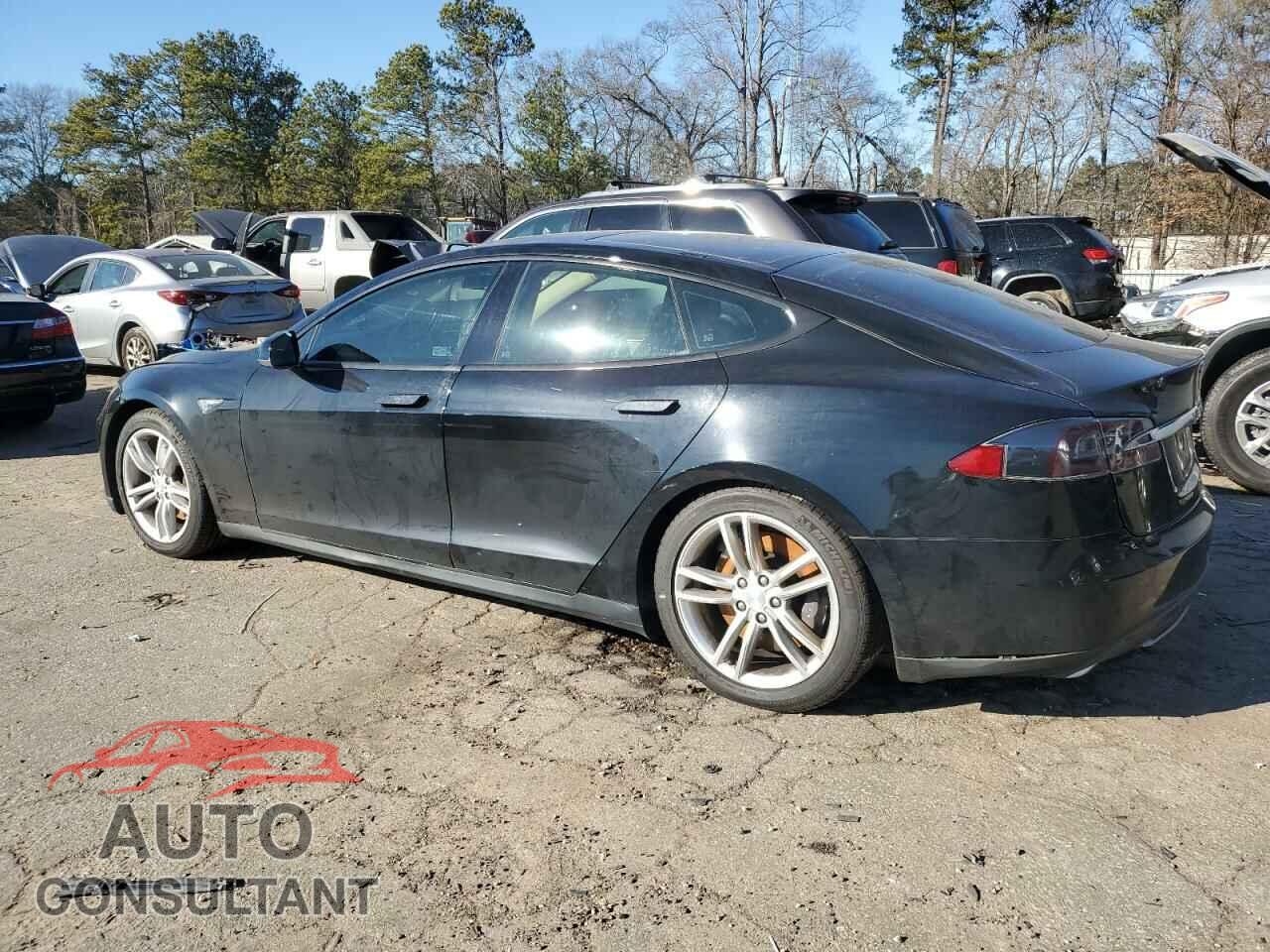TESLA MODEL S 2013 - 5YJSA1AG6DFP09255