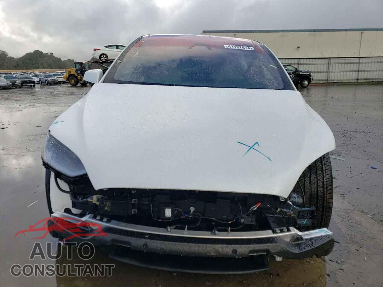 TESLA MODEL X 2023 - 7SAXCAE5XPF412103