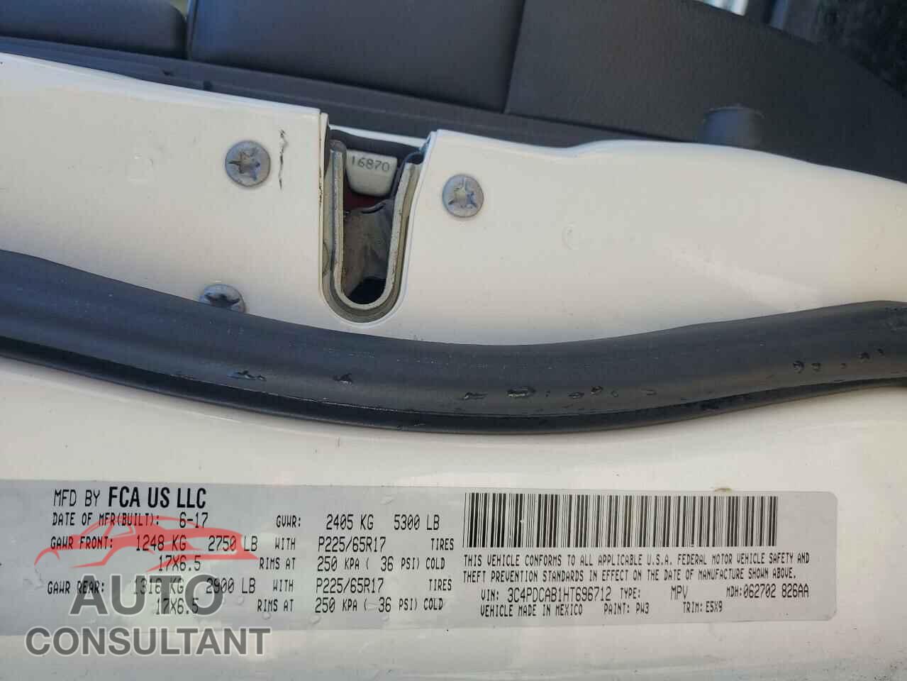 DODGE JOURNEY 2017 - 3C4PDCAB1HT696712