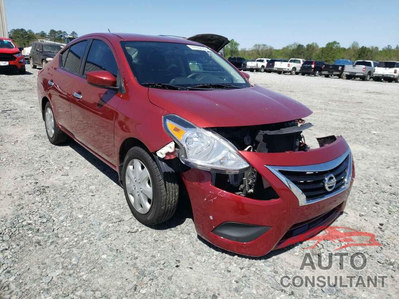 NISSAN VERSA 2018 - 3N1CN7AP0JL832335