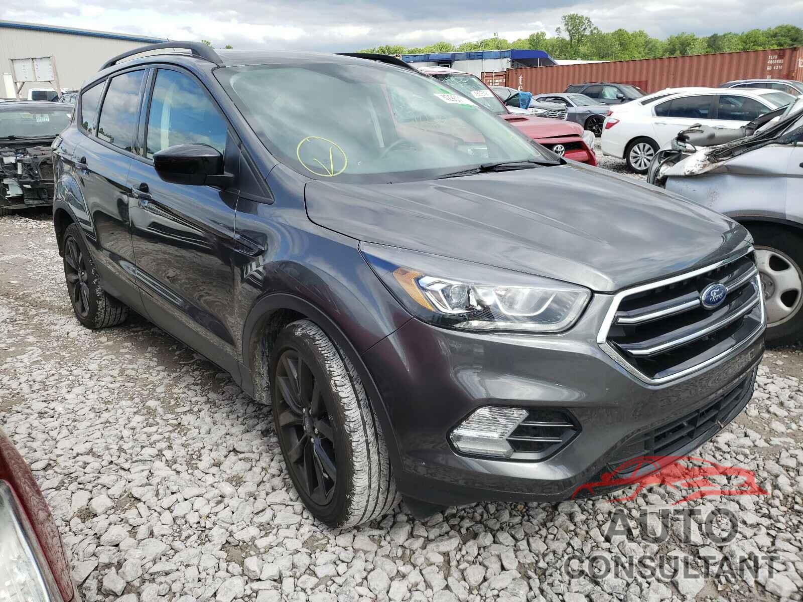 FORD ESCAPE 2018 - 1FMCU0GD8JUD54493