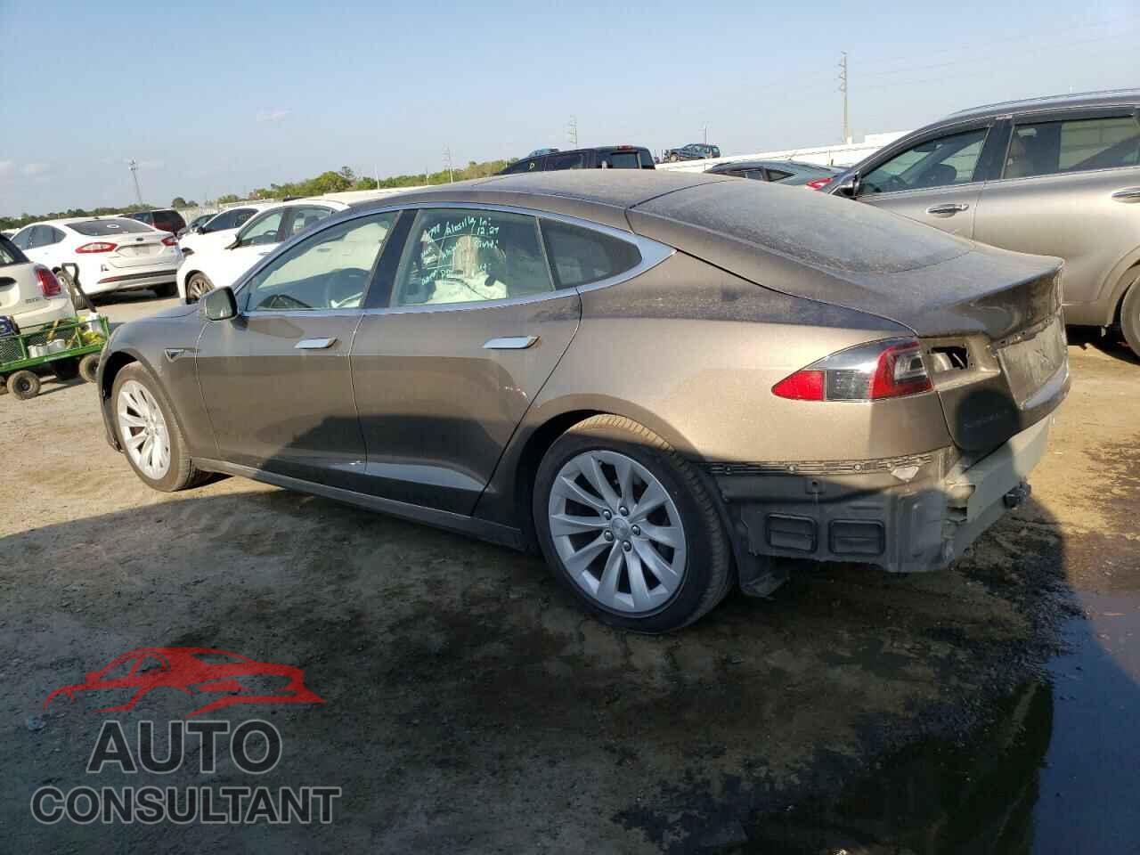 TESLA MODEL S 2016 - 5YJSA1E11GF161210