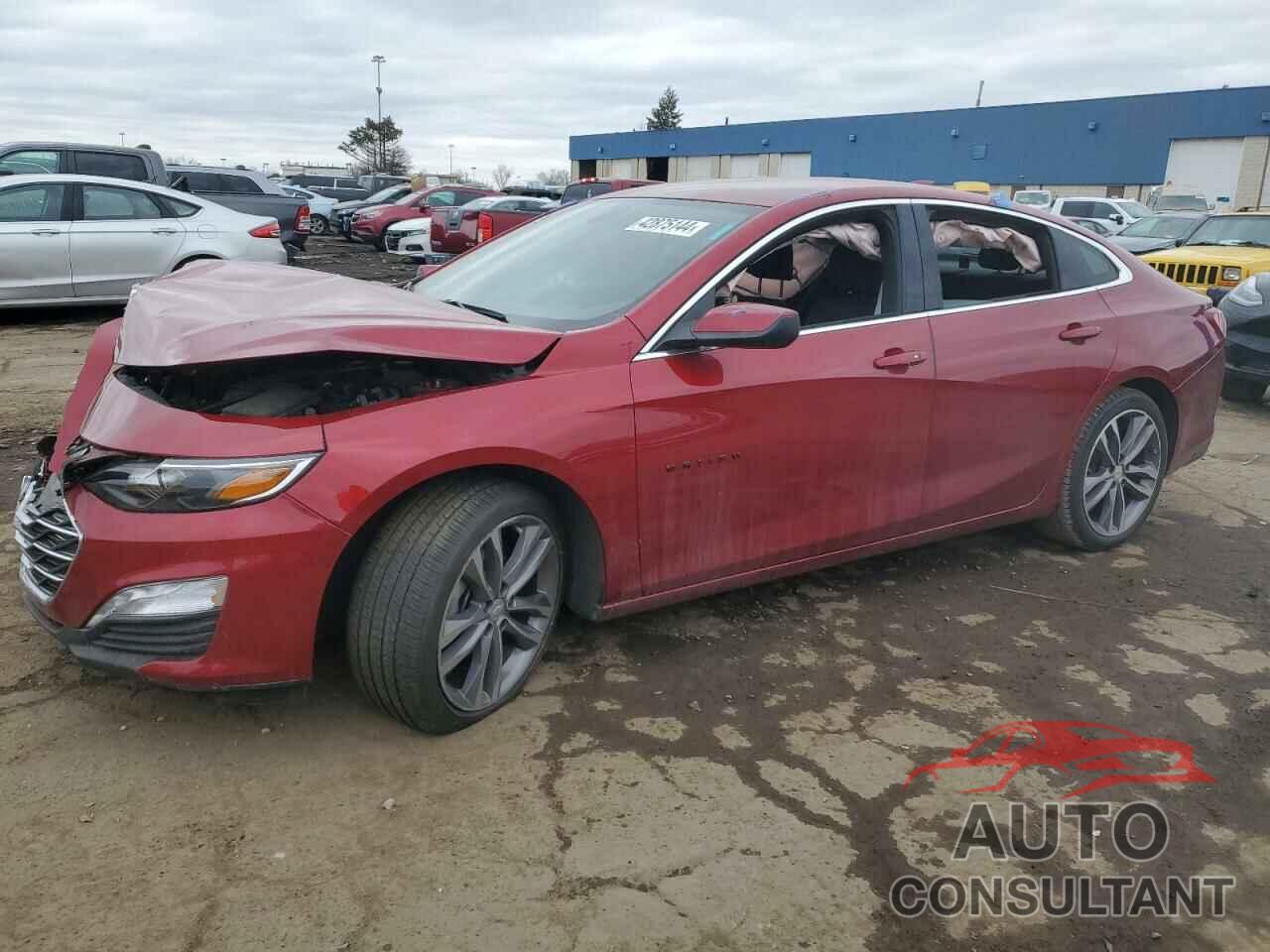 CHEVROLET MALIBU 2022 - 1G1ZD5ST1NF103389