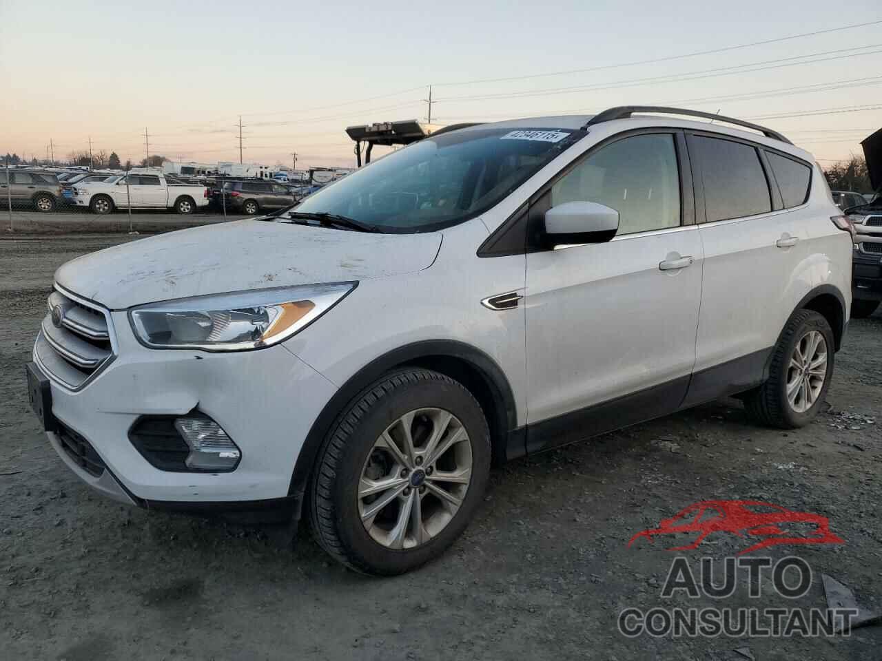FORD ESCAPE 2018 - 1FMCU9GD0JUA57402