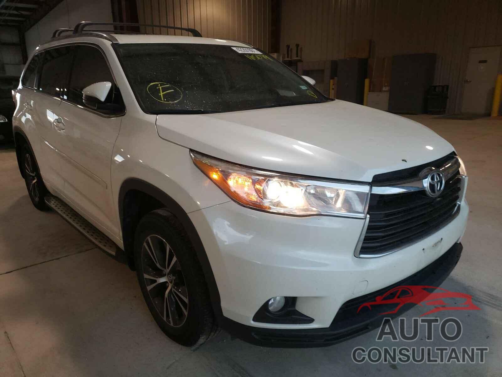 TOYOTA HIGHLANDER 2016 - 5TDKKRFH1GS165079